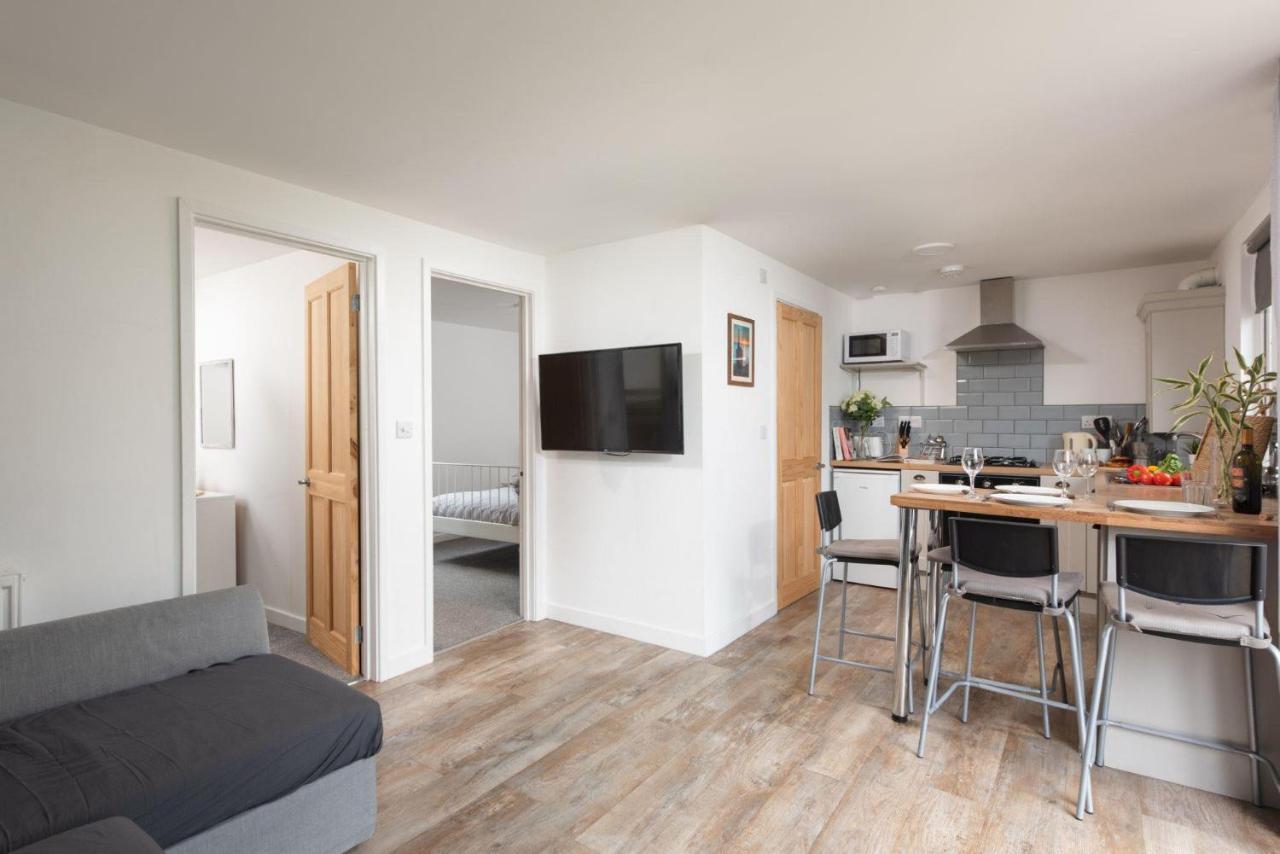 Bushwood-Beautifully Fitted Wooden Lodge Helston Cornwall المظهر الخارجي الصورة