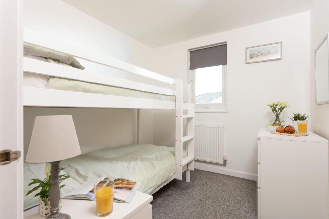 Bushwood-Beautifully Fitted Wooden Lodge Helston Cornwall المظهر الخارجي الصورة