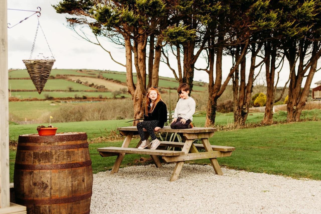 Bushwood-Beautifully Fitted Wooden Lodge Helston Cornwall المظهر الخارجي الصورة